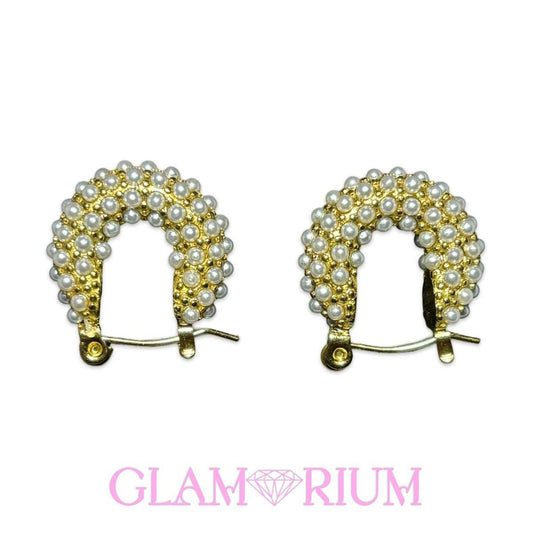 ‘’Pearl-fect’’ Clasp Earrings